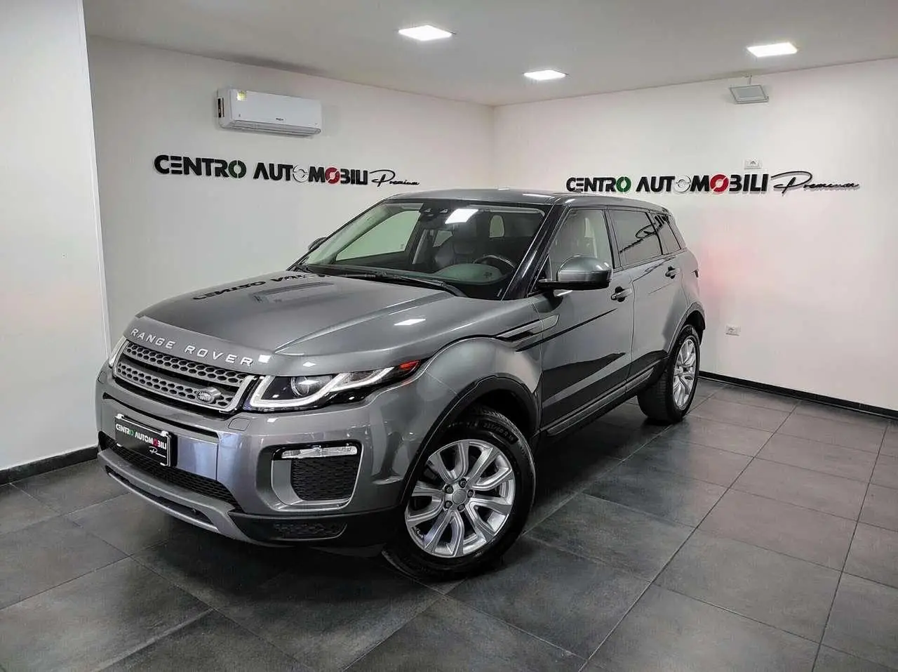 Photo 1 : Land Rover Range Rover Evoque 2017 Diesel