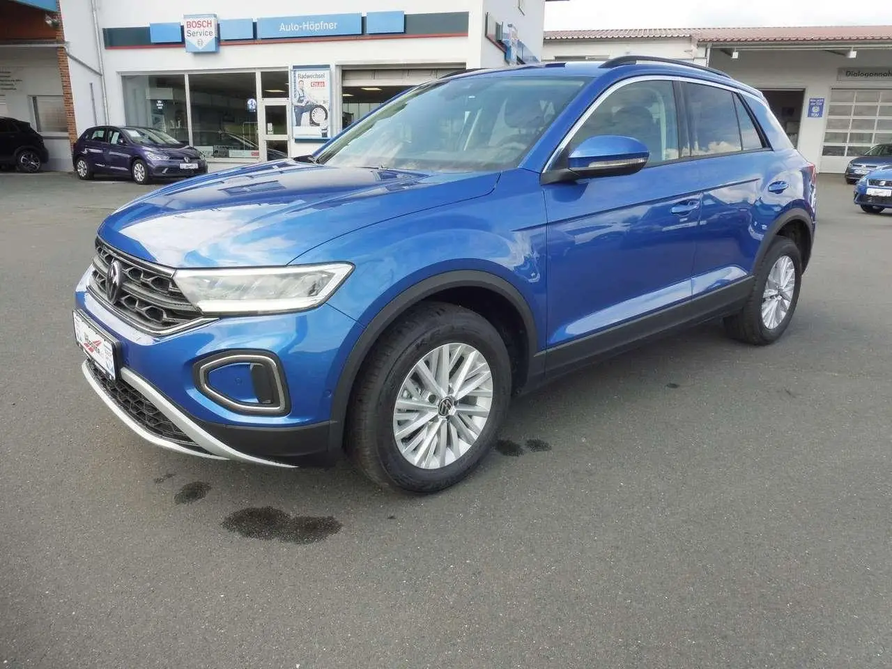 Photo 1 : Volkswagen T-roc 2024 Essence