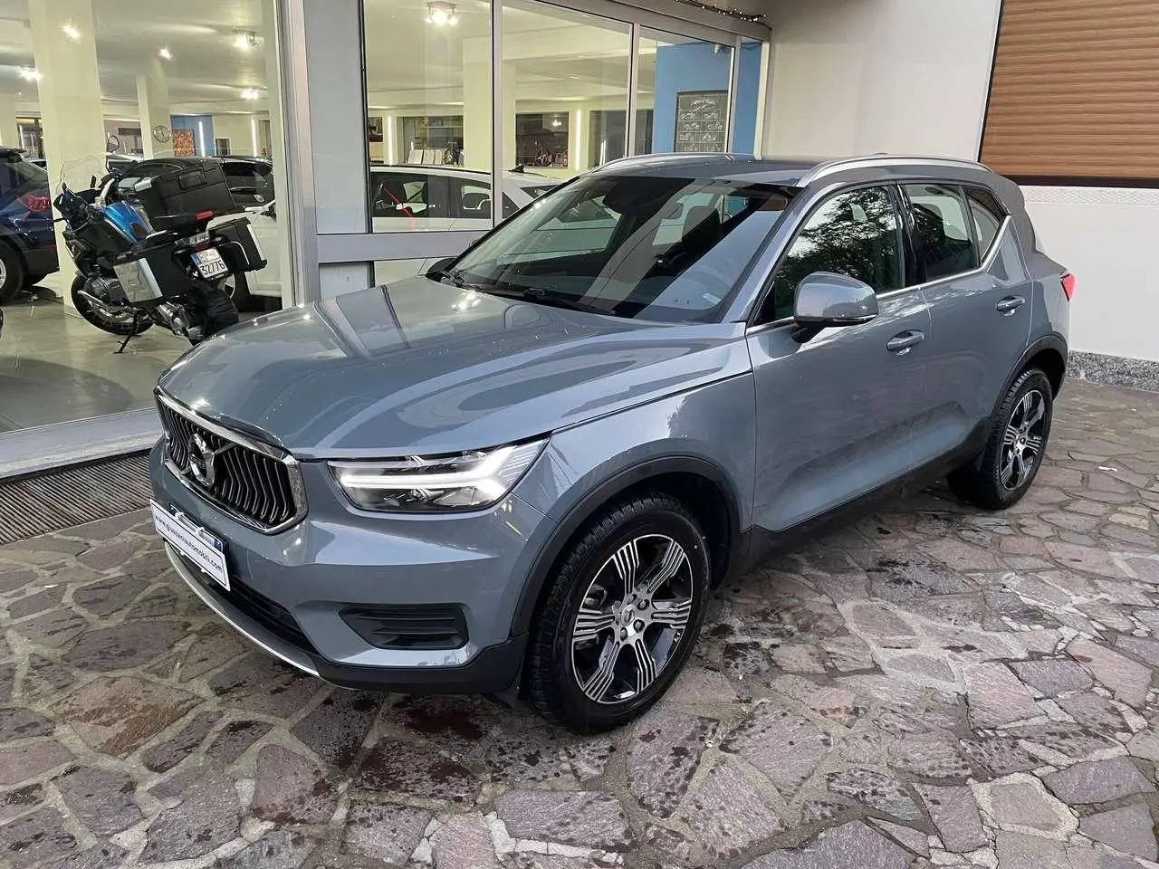 Photo 1 : Volvo Xc40 2022 Hybride