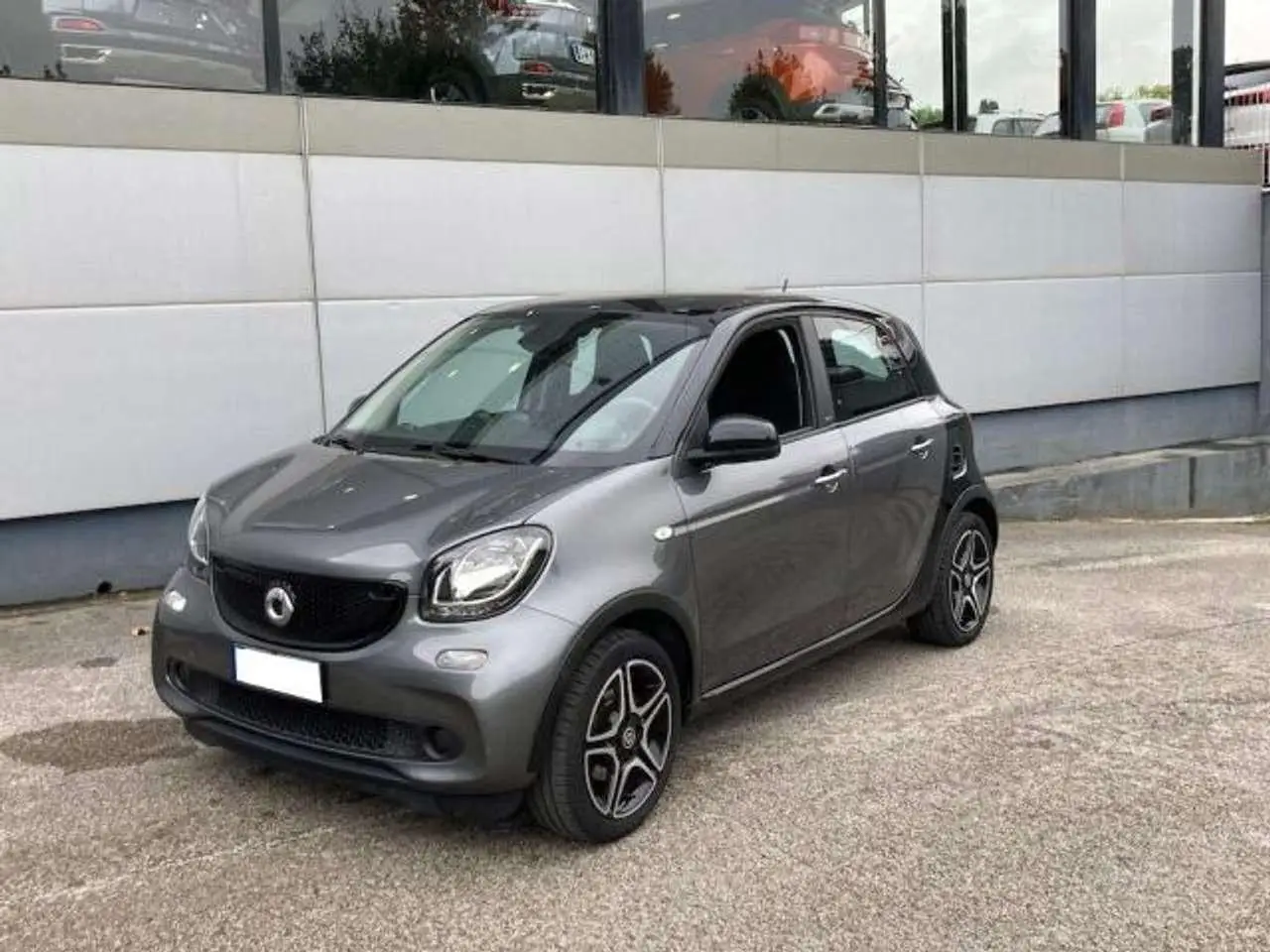 Photo 1 : Smart Forfour 2016 Essence