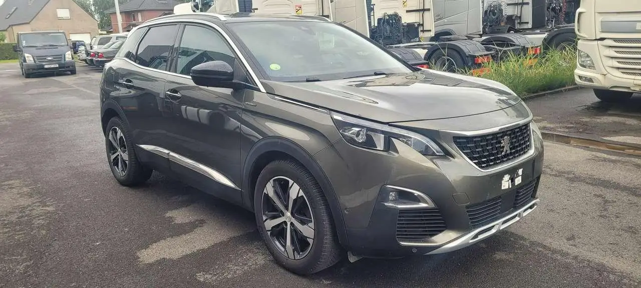 Photo 1 : Peugeot 3008 2018 Diesel