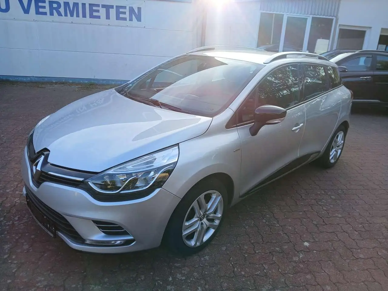 Photo 1 : Renault Clio 2019 Petrol