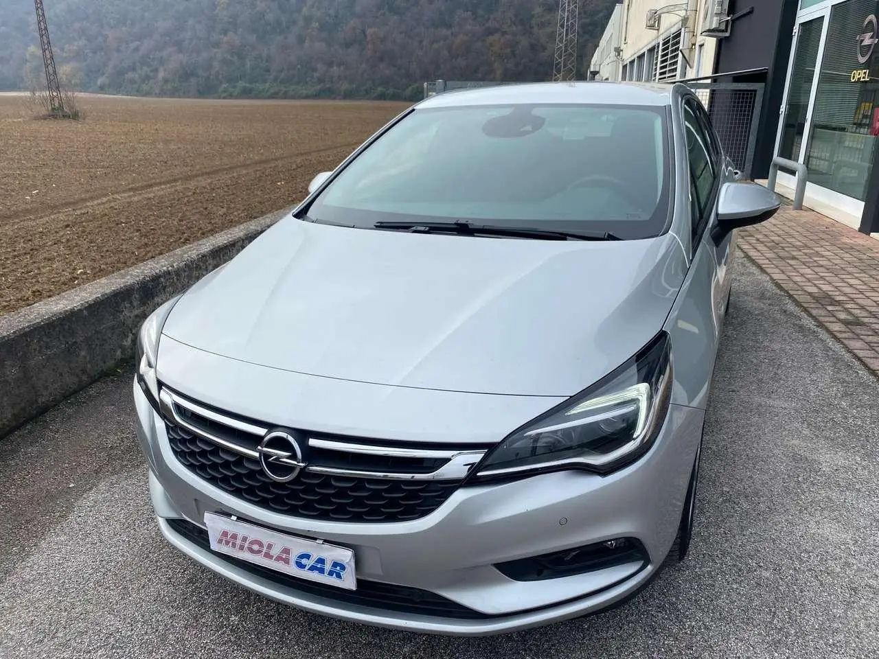 Photo 1 : Opel Astra 2017 Diesel