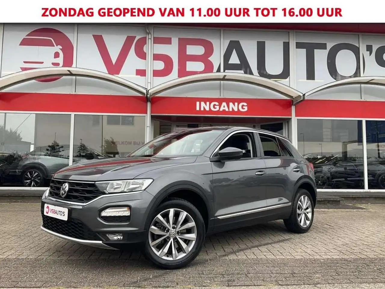 Photo 1 : Volkswagen T-roc 2018 Petrol