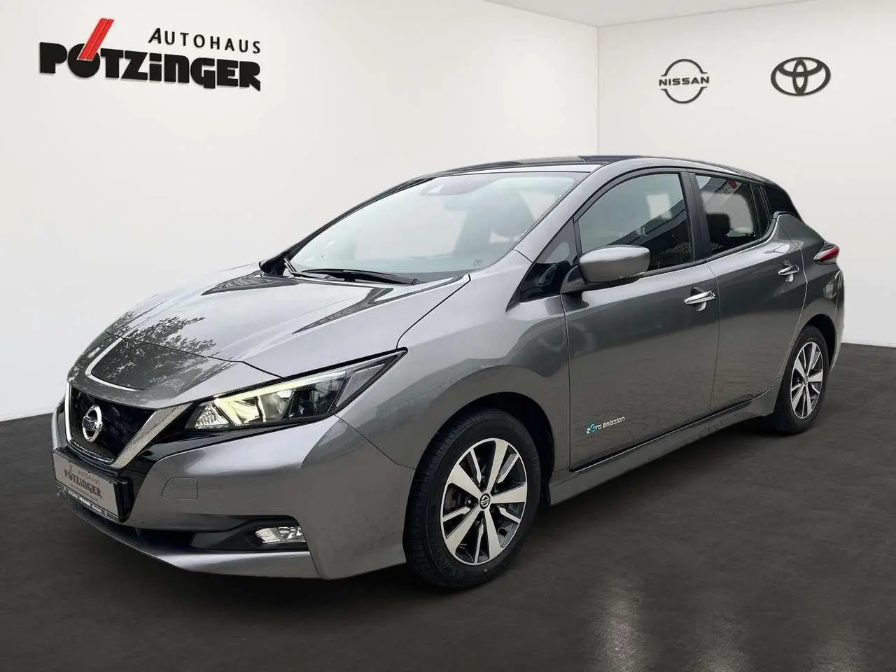 Photo 1 : Nissan Leaf 2020 Electric