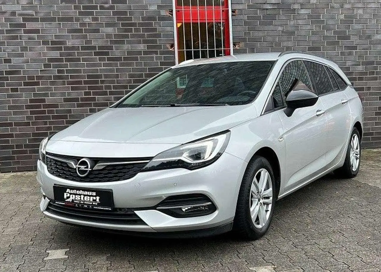 Photo 1 : Opel Astra 2022 Diesel