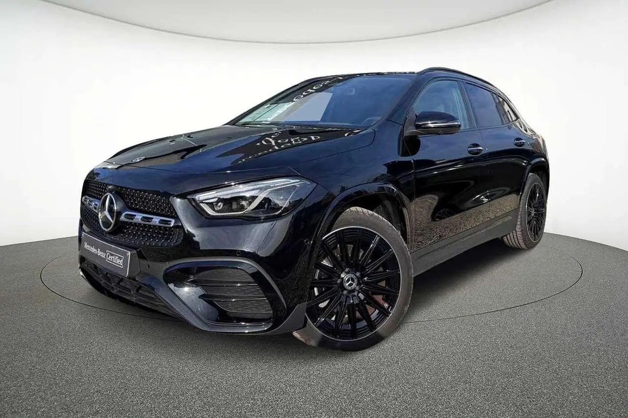 Photo 1 : Mercedes-benz Classe Gla 2023 Hybrid