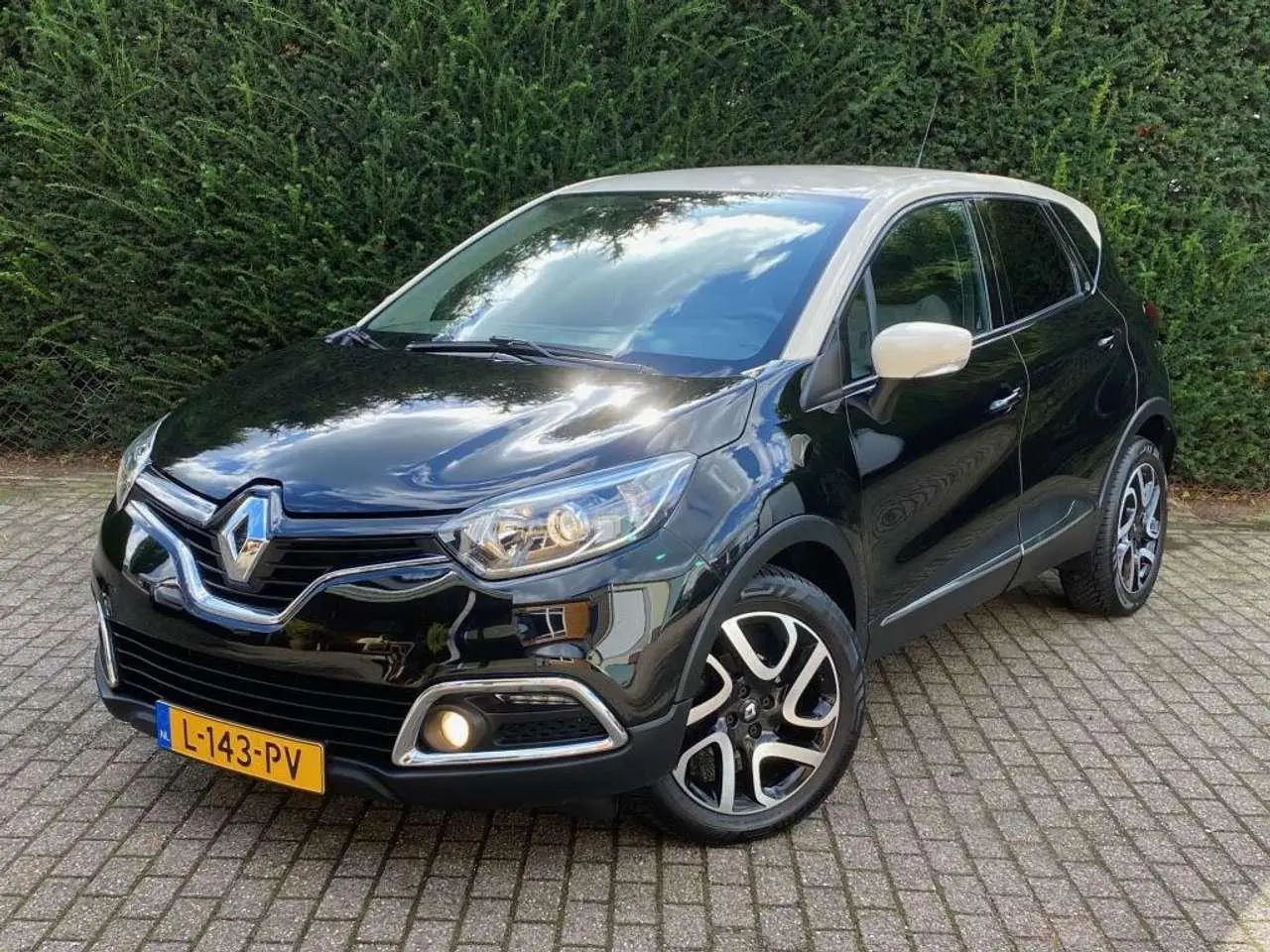 Photo 1 : Renault Captur 2015 Essence