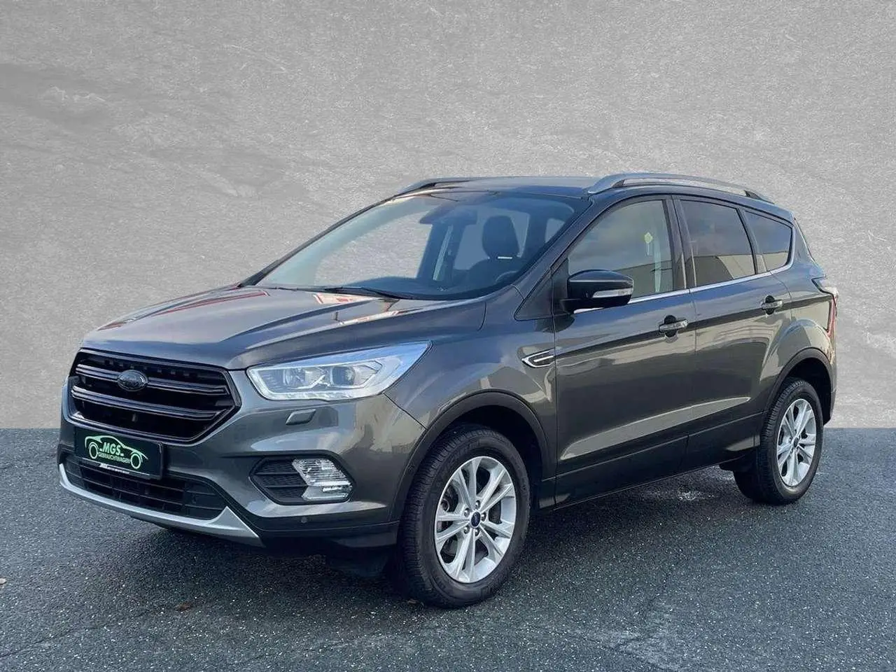 Photo 1 : Ford Kuga 2019 Essence