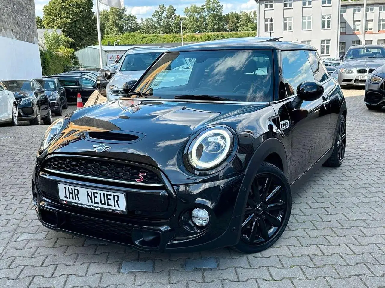 Photo 1 : Mini Cooper 2019 Petrol