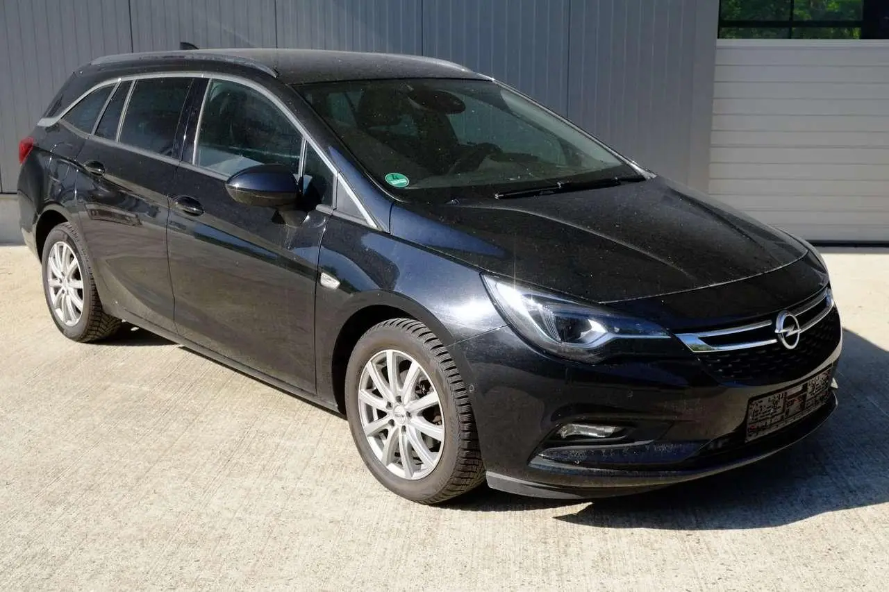 Photo 1 : Opel Astra 2017 Diesel