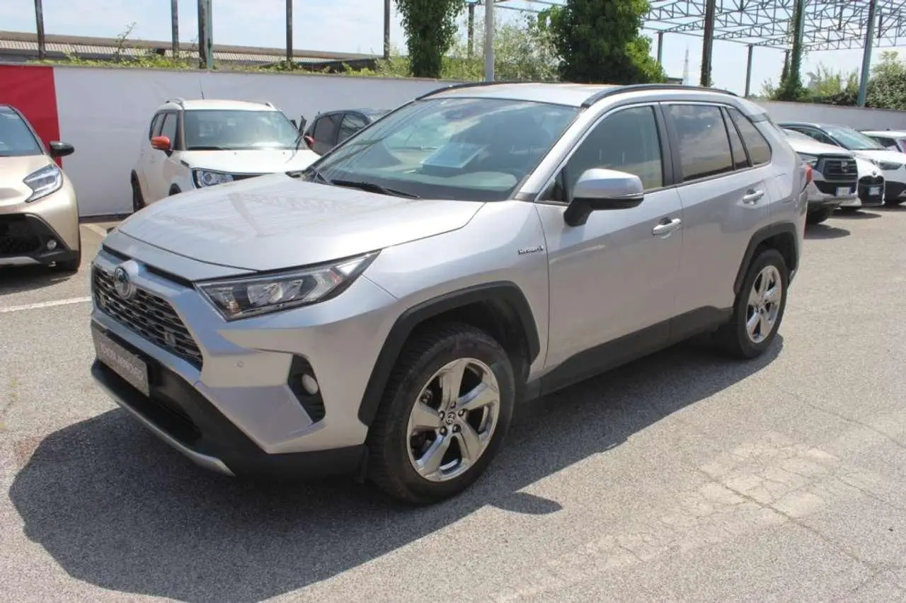 Photo 1 : Toyota Rav4 2021 Hybride