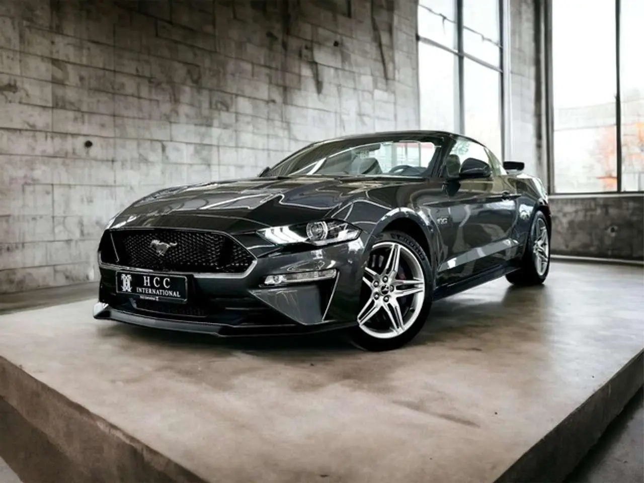 Photo 1 : Ford Mustang 2020 Essence