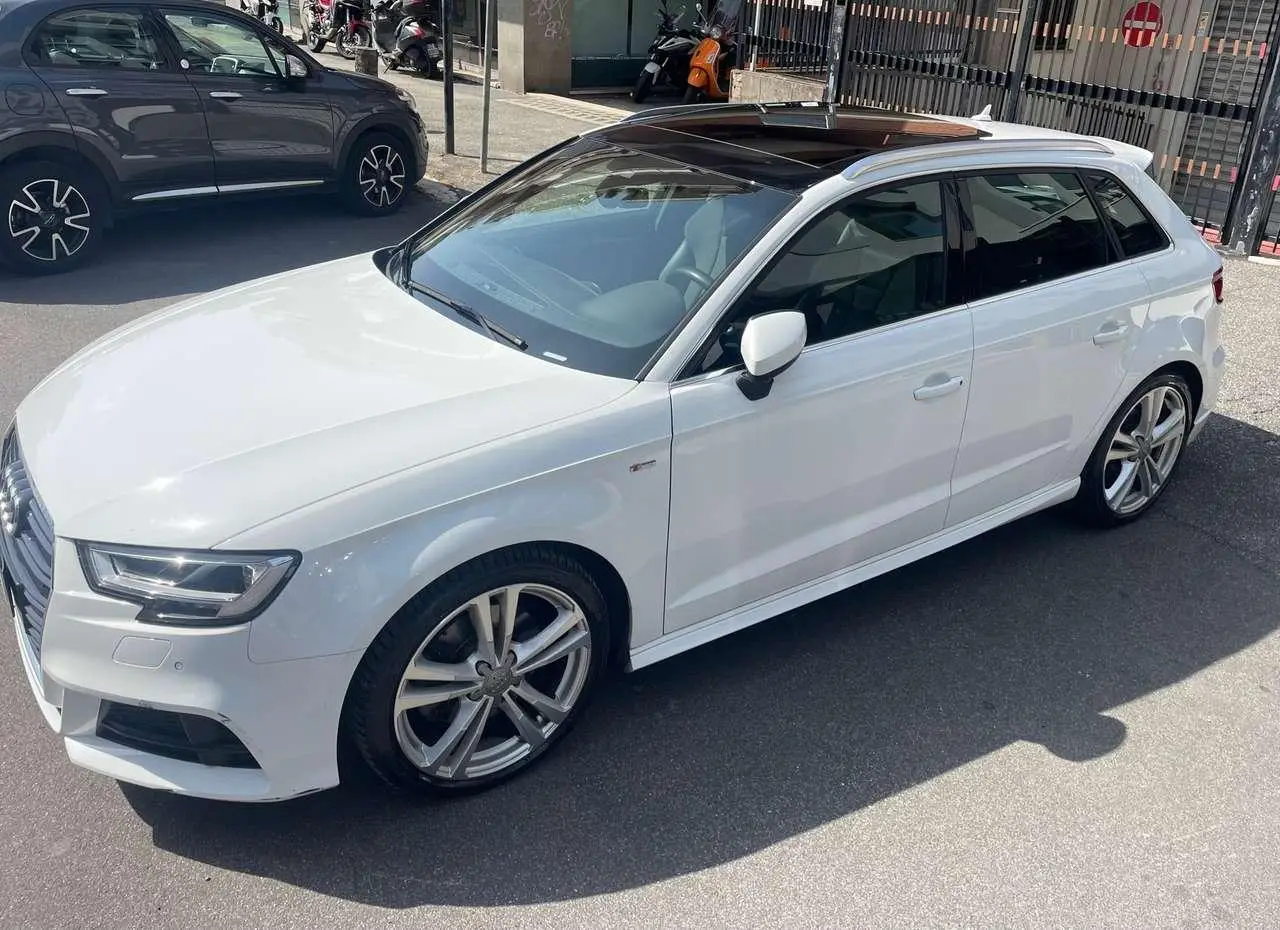 Photo 1 : Audi A3 2017 Diesel