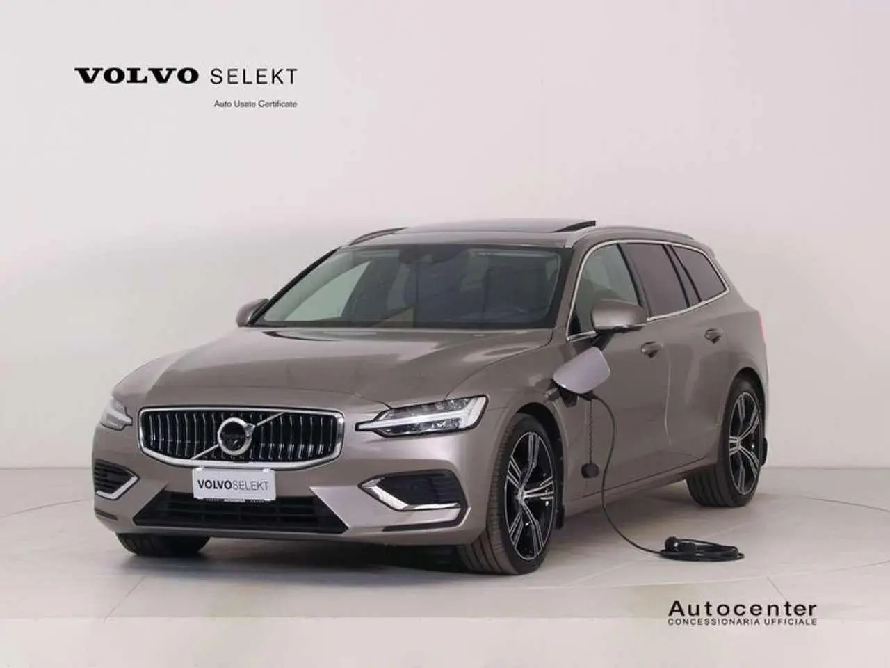 Photo 1 : Volvo V60 2021 Hybrid