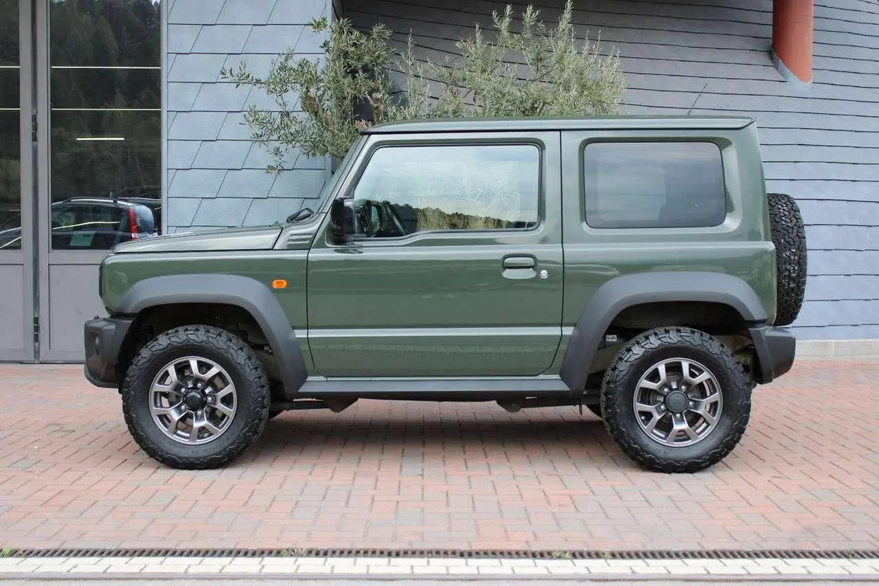 Photo 1 : Suzuki Jimny 2019 Petrol