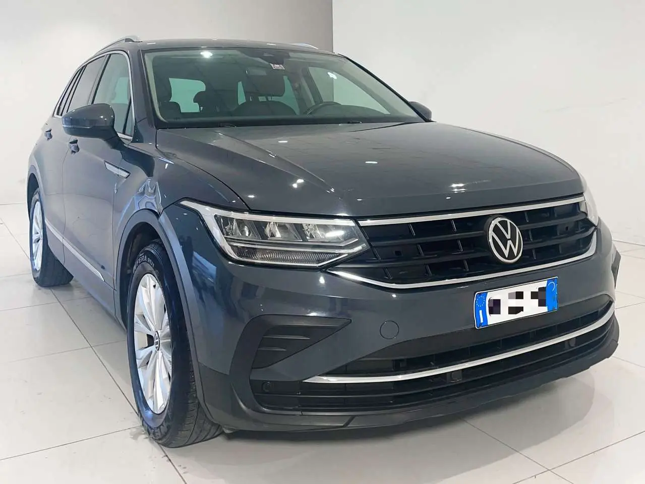 Photo 1 : Volkswagen Tiguan 2021 Diesel