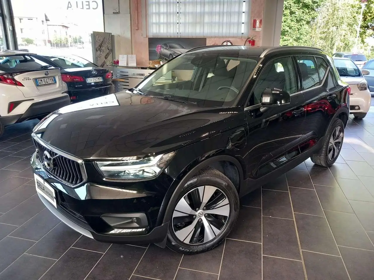 Photo 1 : Volvo Xc40 2020 Hybride