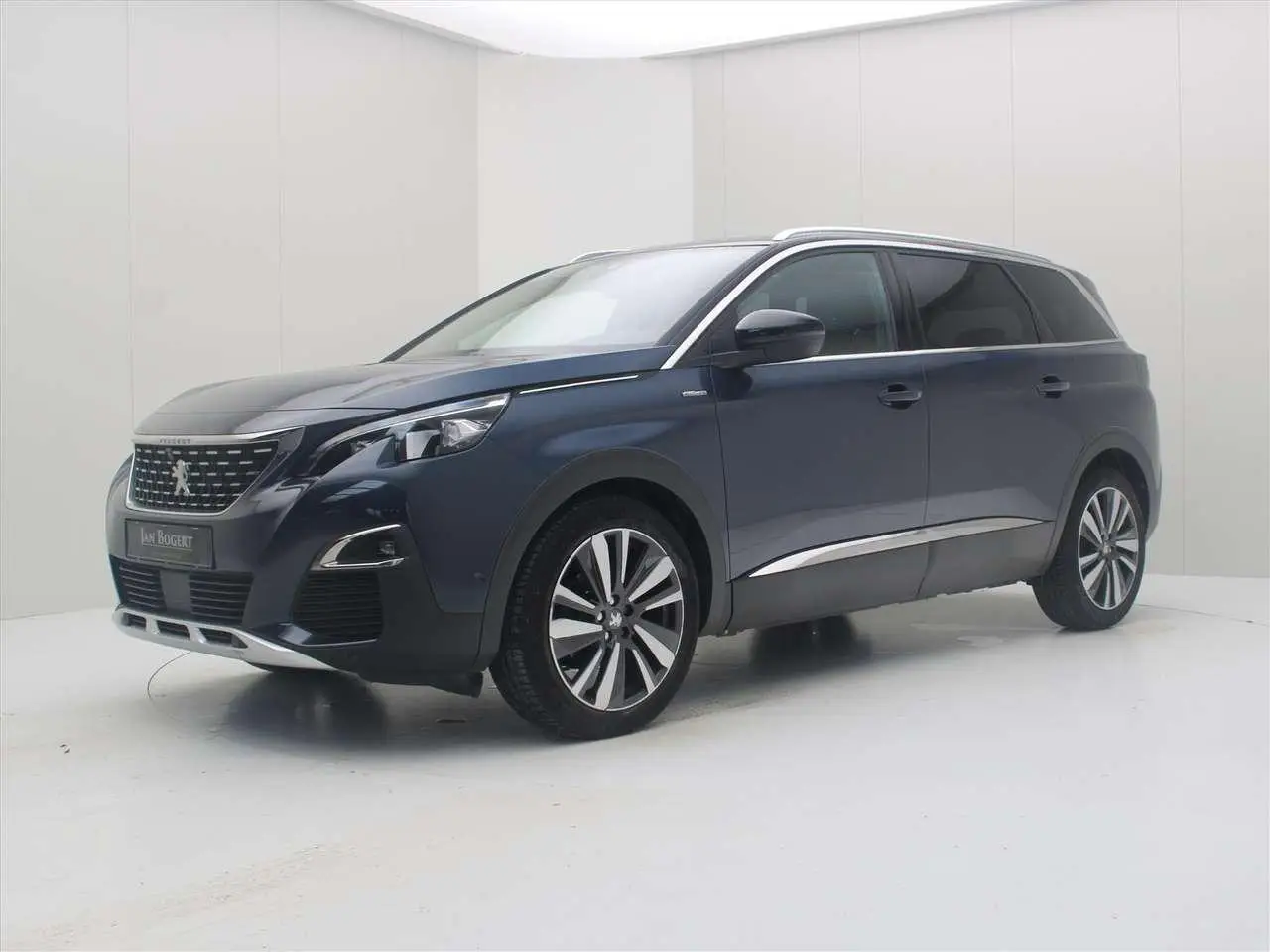 Photo 1 : Peugeot 5008 2019 Essence