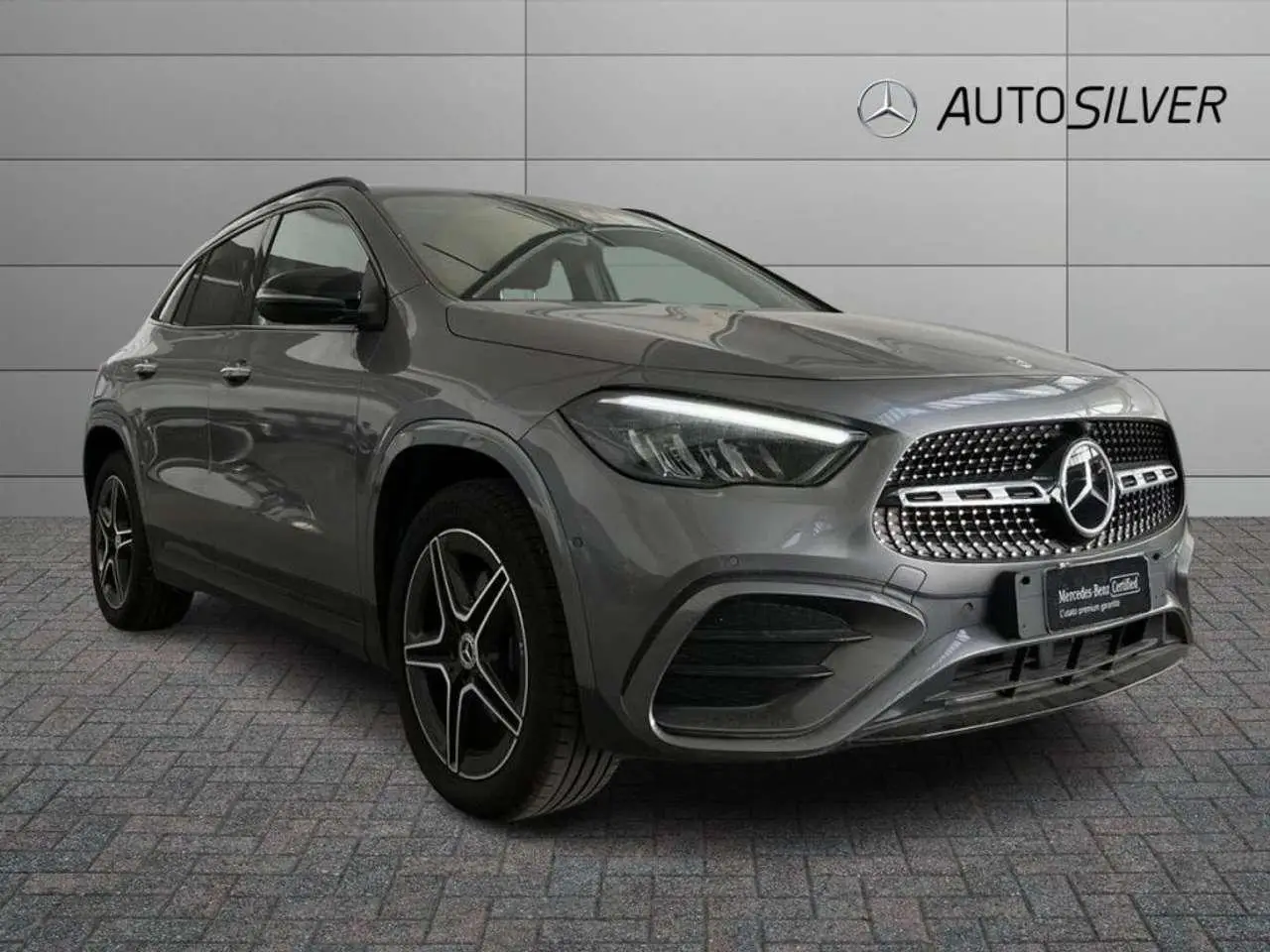 Photo 1 : Mercedes-benz Classe Gla 2023 Hybride