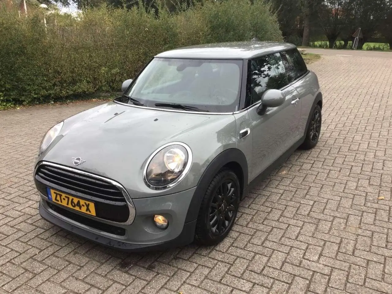 Photo 1 : Mini Cooper 2019 Essence