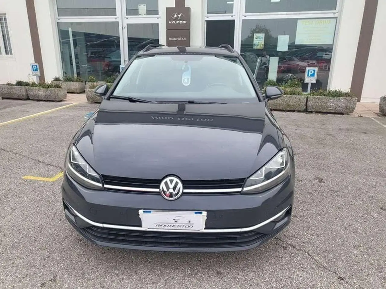 Photo 1 : Volkswagen Golf 2018 Diesel