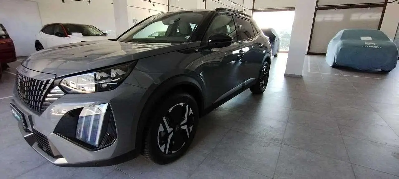 Photo 1 : Peugeot 2008 2023 Électrique