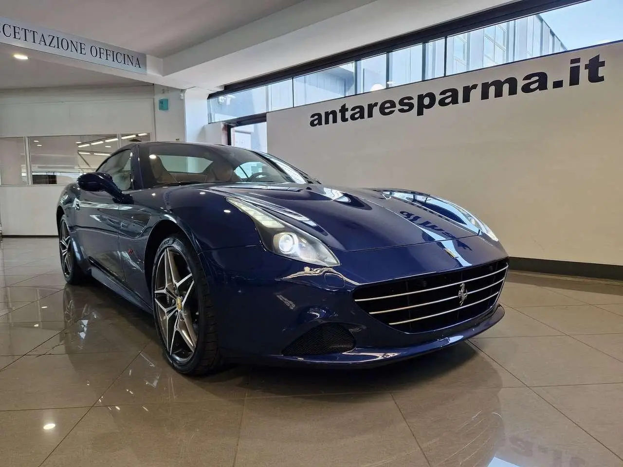 Photo 1 : Ferrari California 2015 Petrol