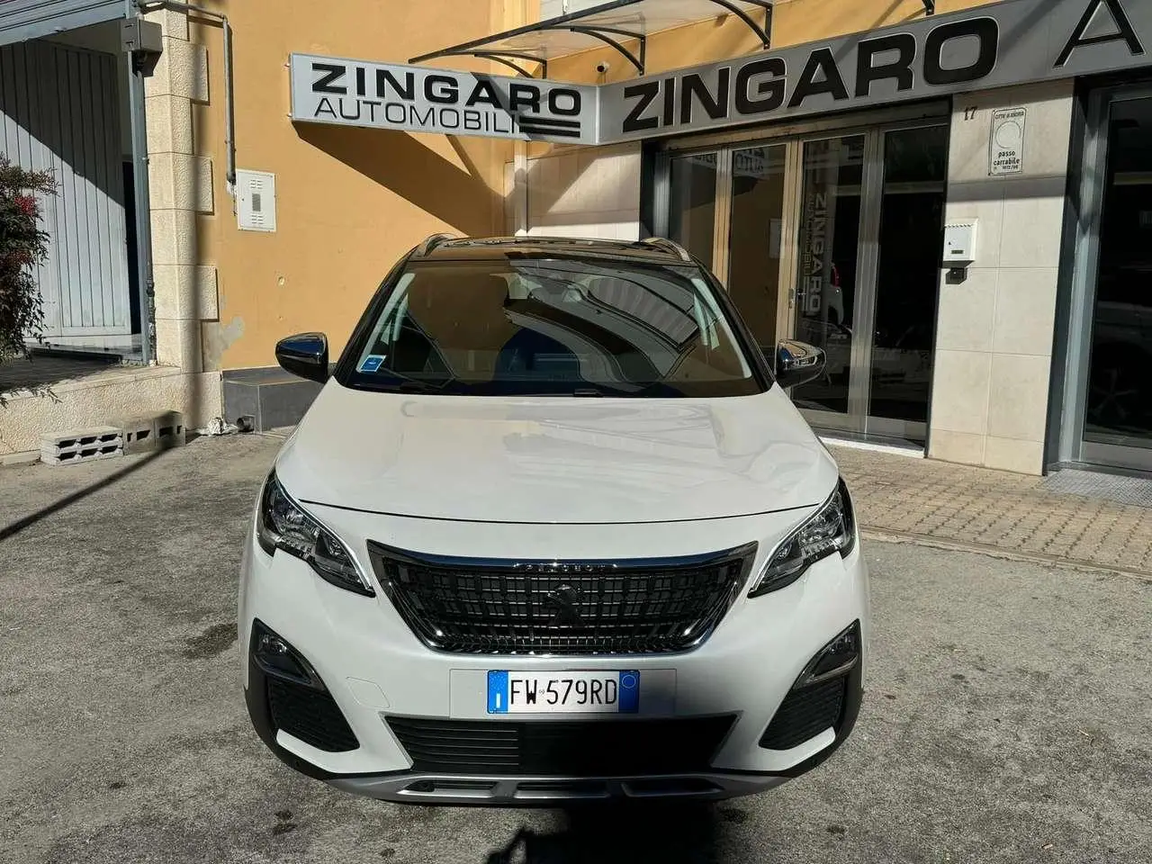 Photo 1 : Peugeot 3008 2019 Diesel