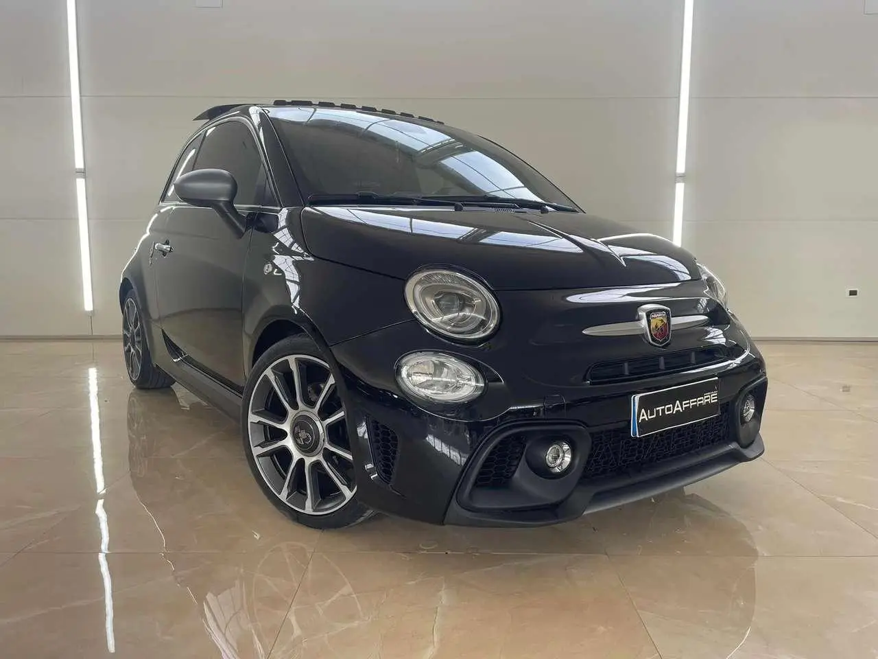 Photo 1 : Abarth 595 2019 Essence