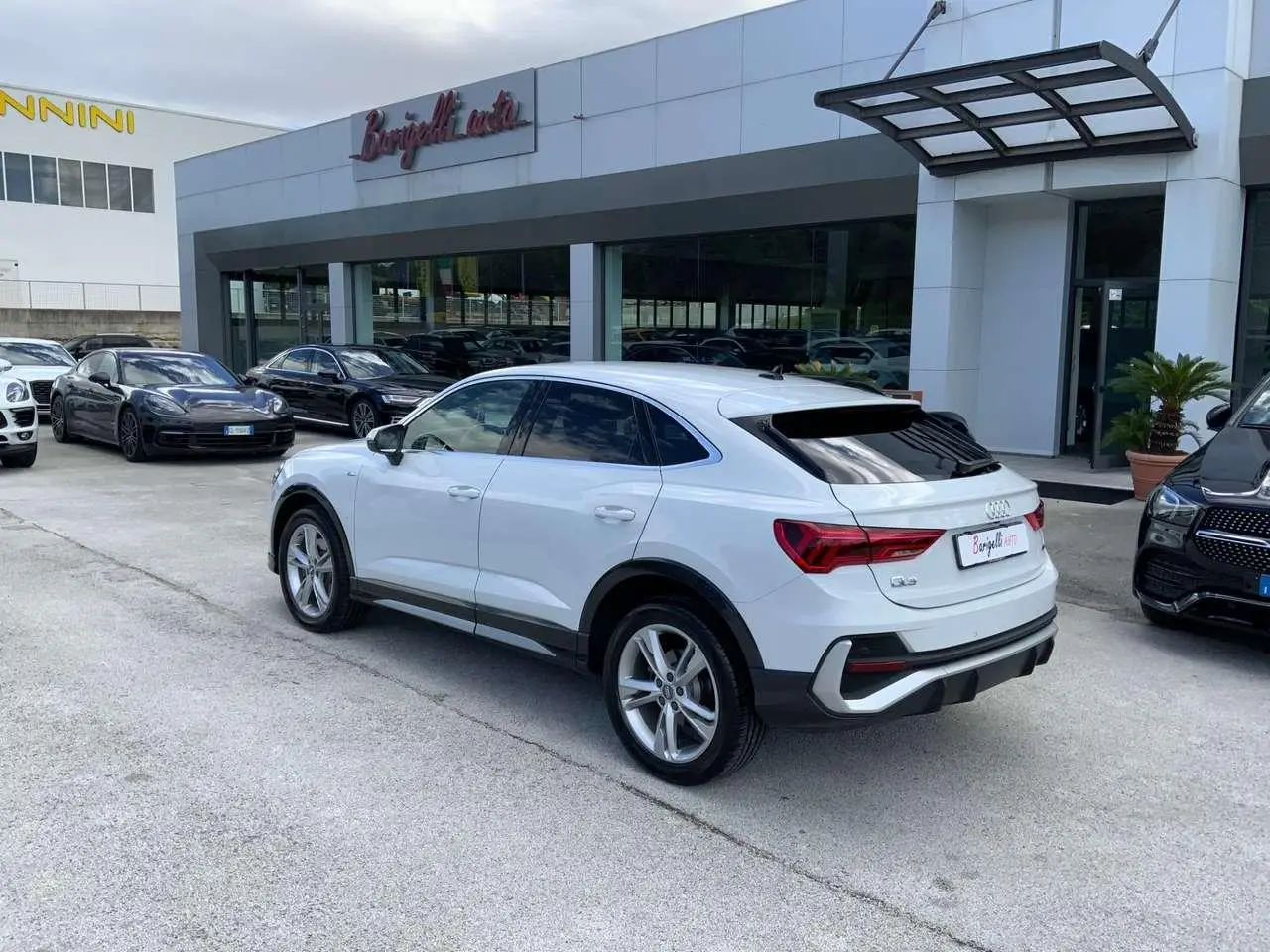 Photo 1 : Audi Q3 2019 Diesel