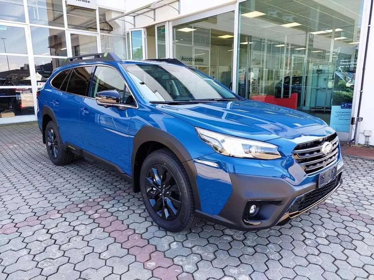 Photo 1 : Subaru Outback 2024 Petrol