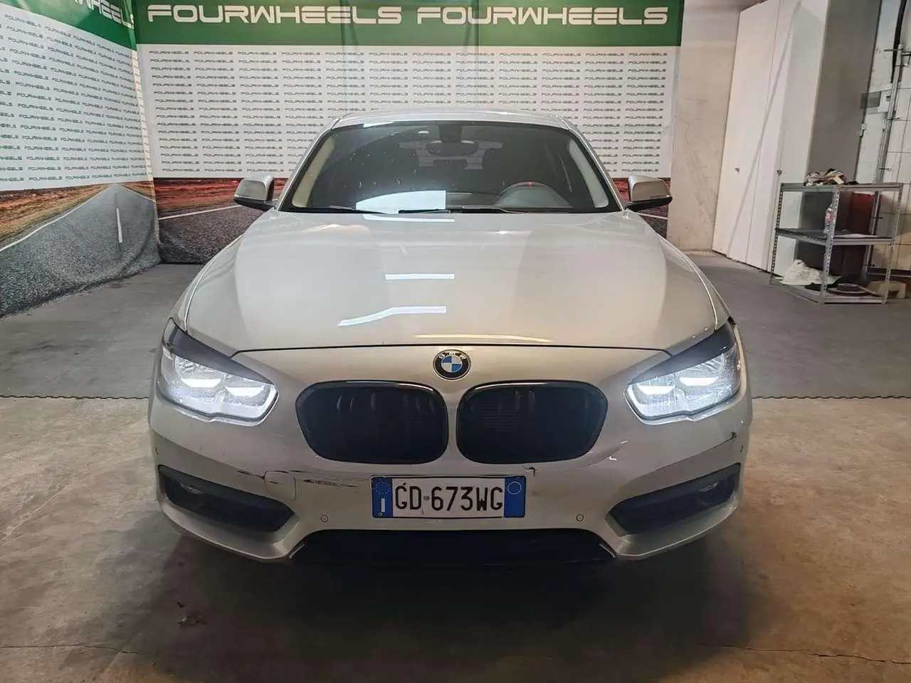 Photo 1 : Bmw Serie 1 2017 Diesel