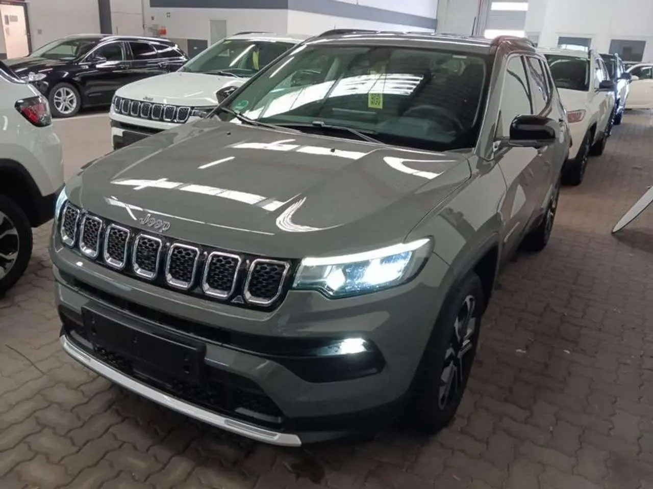 Photo 1 : Jeep Compass 2022 Essence