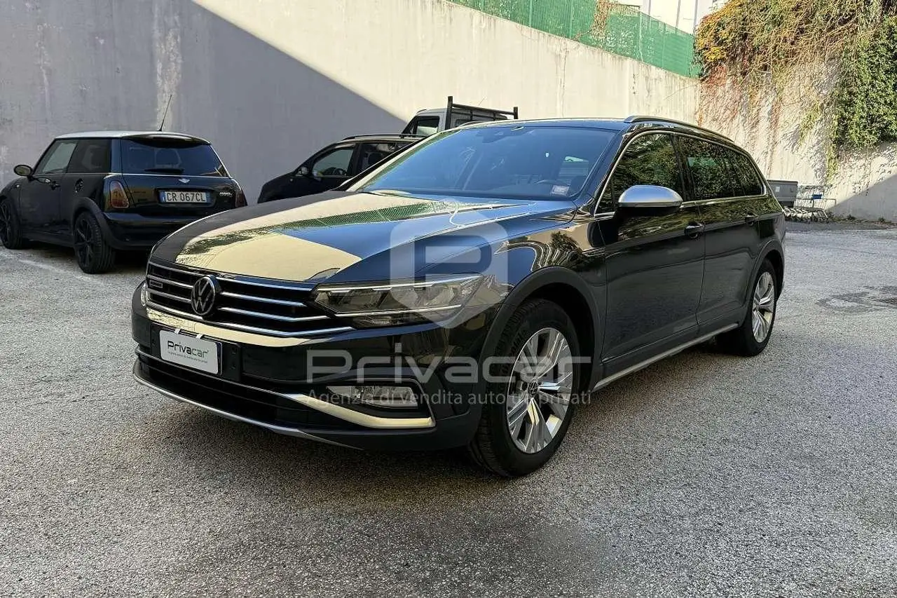 Photo 1 : Volkswagen Passat 2022 Diesel