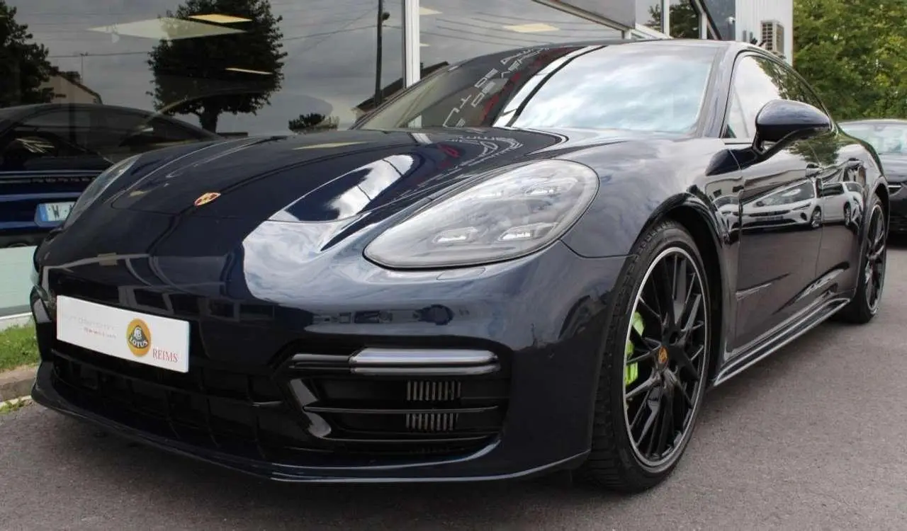 Photo 1 : Porsche Panamera 2016 Petrol