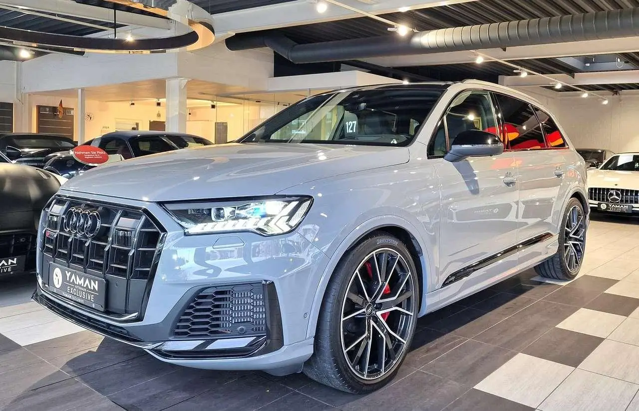 Photo 1 : Audi Sq7 2022 Essence