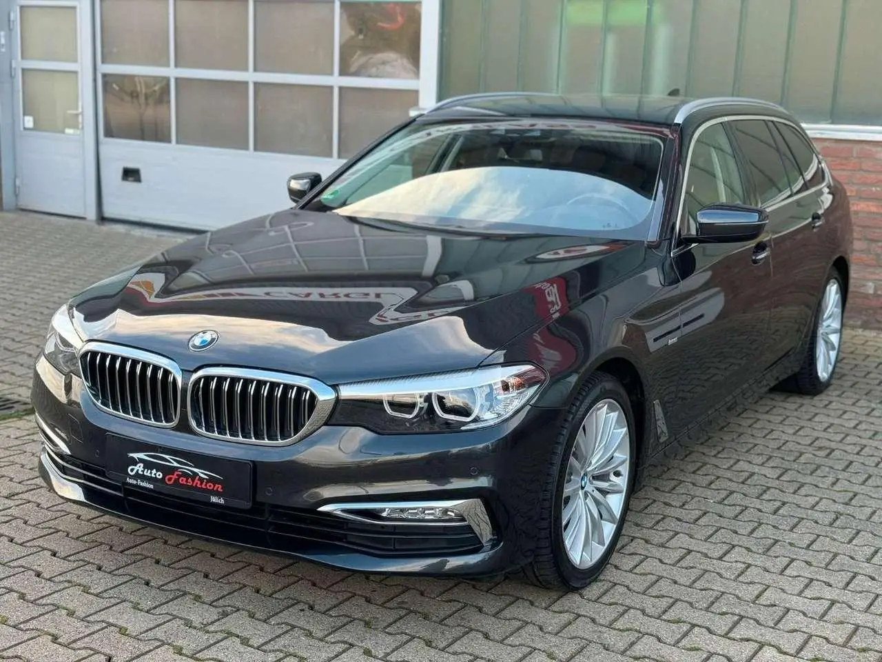 Photo 1 : Bmw Serie 5 2018 Petrol