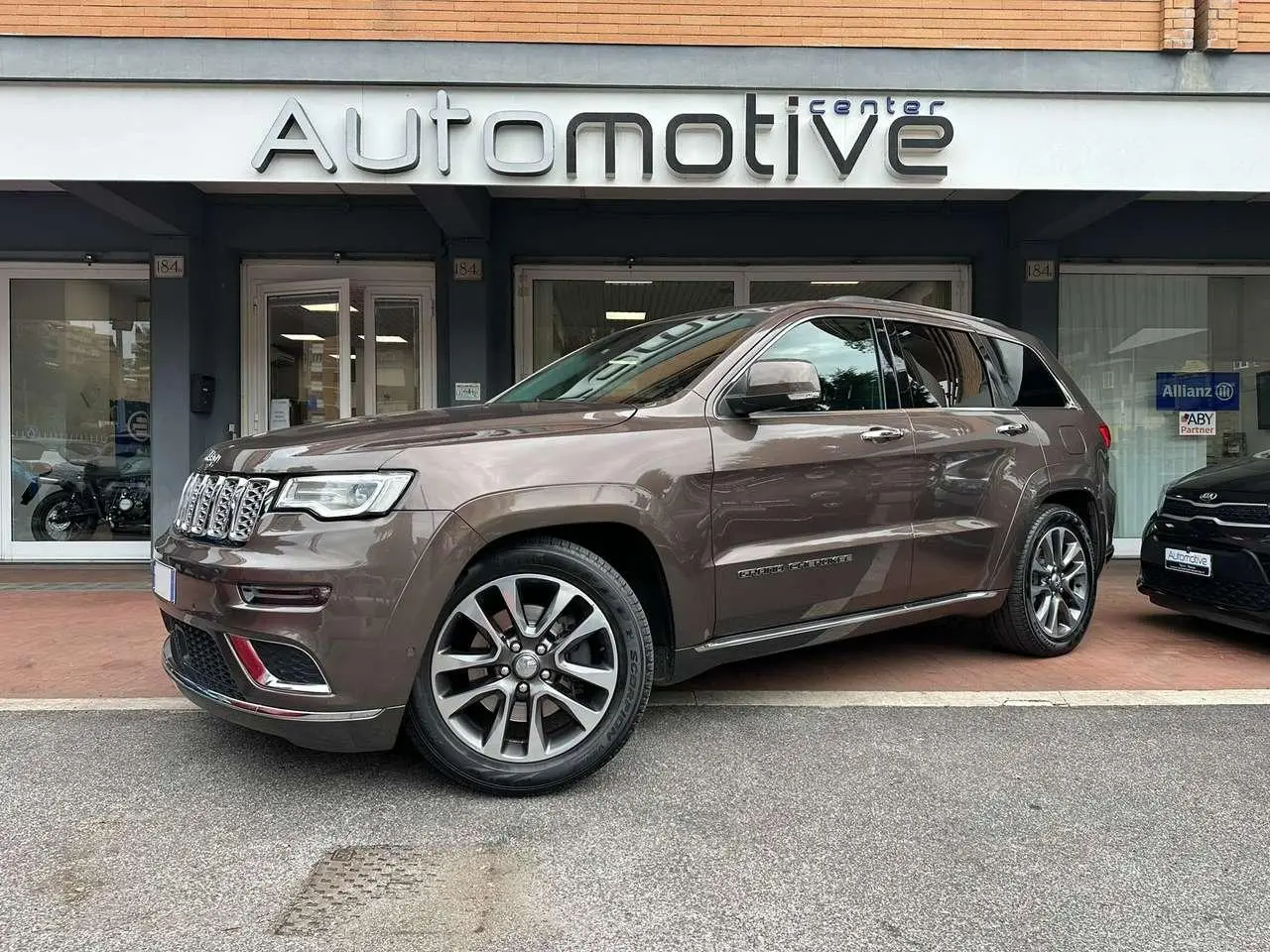 Photo 1 : Jeep Grand Cherokee 2017 Diesel