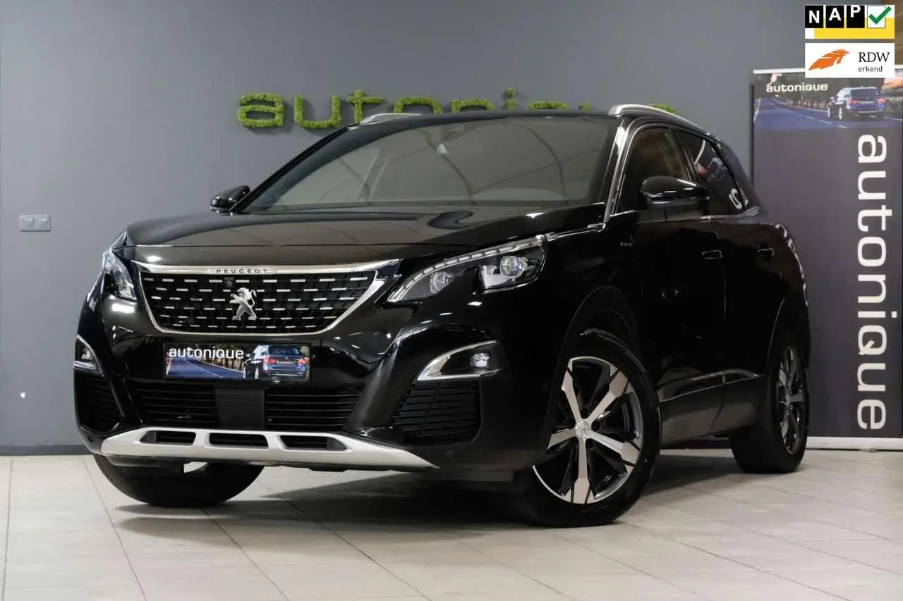 Photo 1 : Peugeot 3008 2019 Petrol