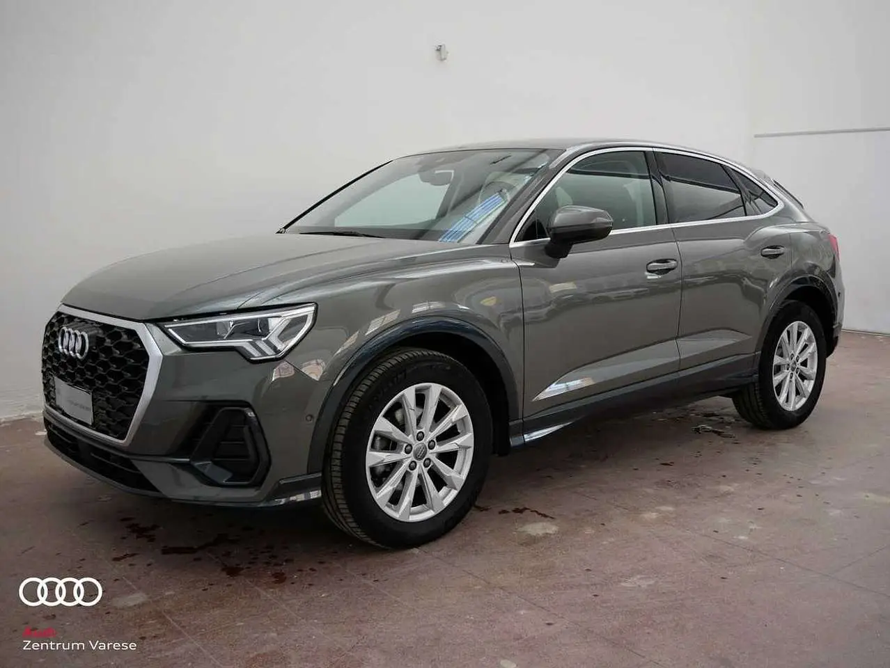 Photo 1 : Audi Q3 2020 Diesel