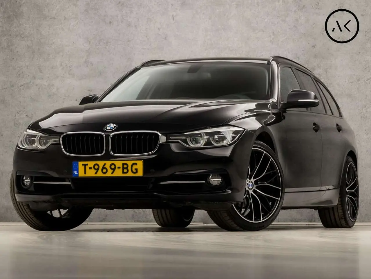 Photo 1 : Bmw Serie 3 2019 Essence