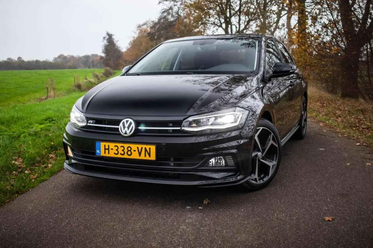 Photo 1 : Volkswagen Polo 2020 Petrol