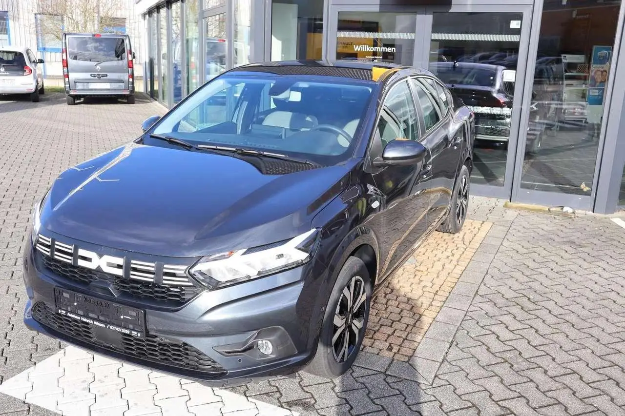 Photo 1 : Dacia Logan 2024 Petrol