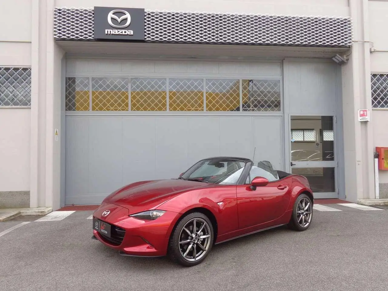 Photo 1 : Mazda Mx-5 2021 Petrol