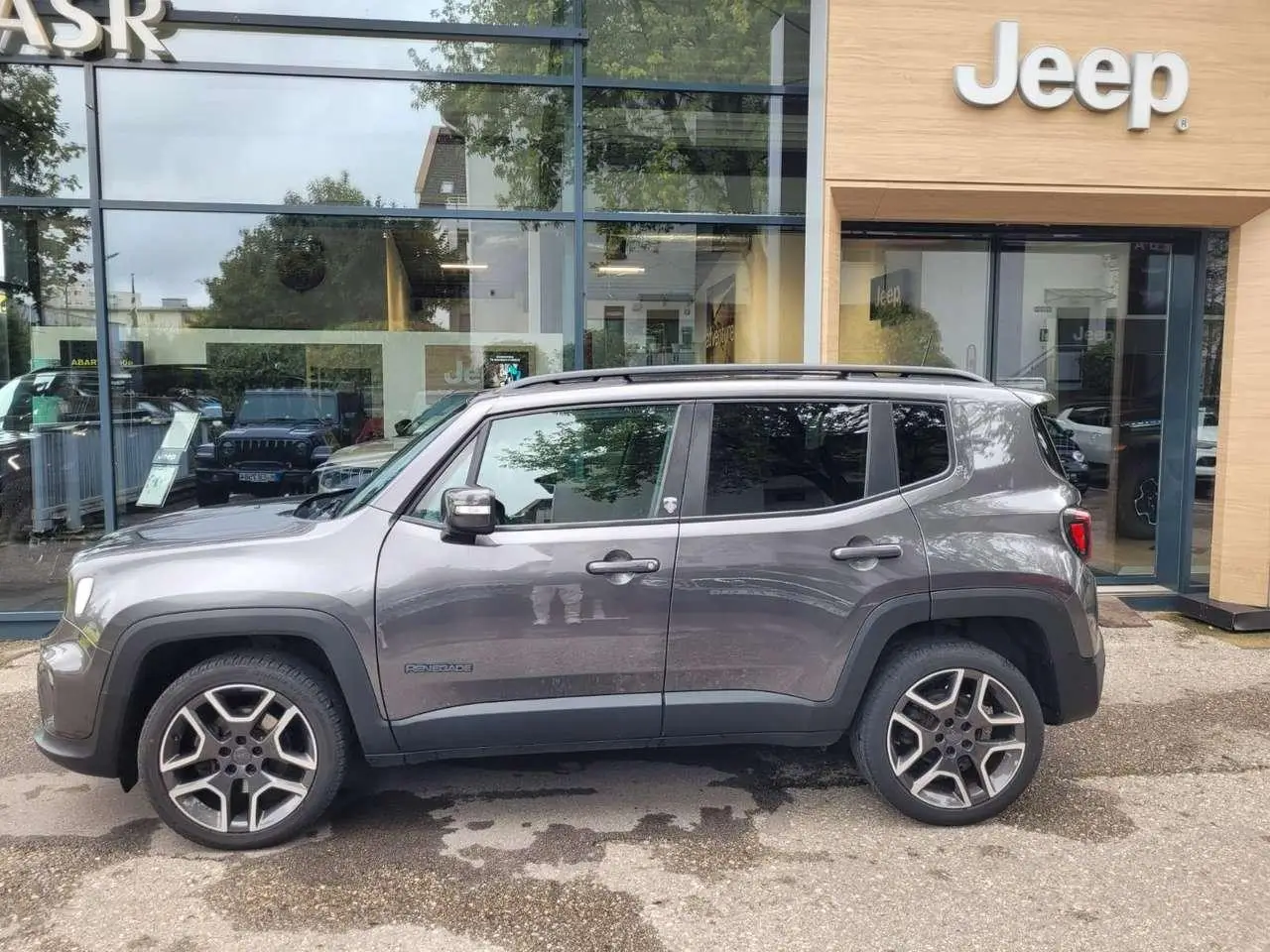 Photo 1 : Jeep Renegade 2019 Petrol