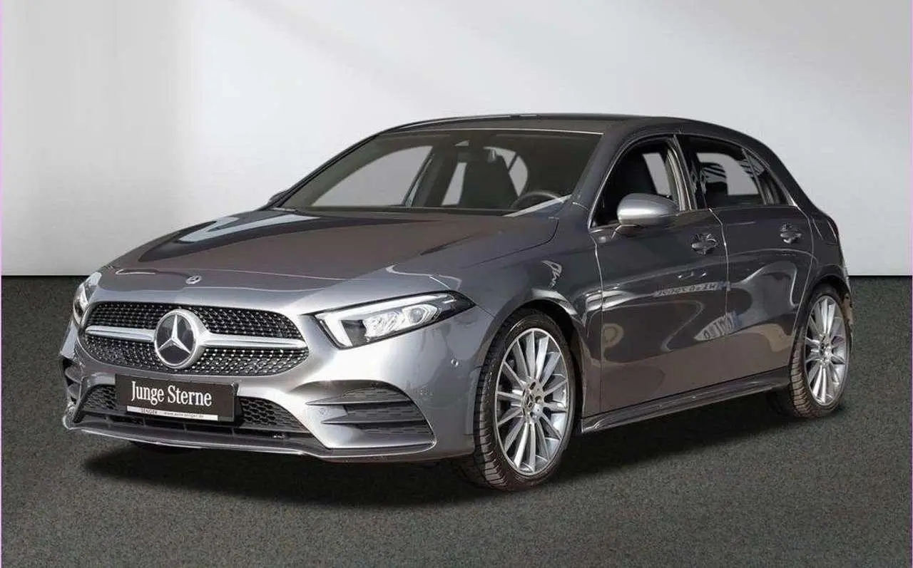 Photo 1 : Mercedes-benz Classe A 2022 Petrol