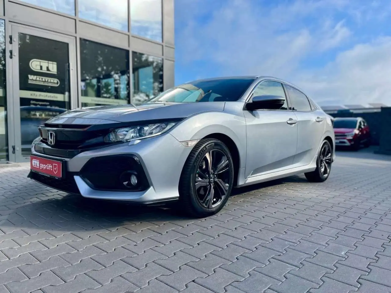 Photo 1 : Honda Civic 2018 Petrol