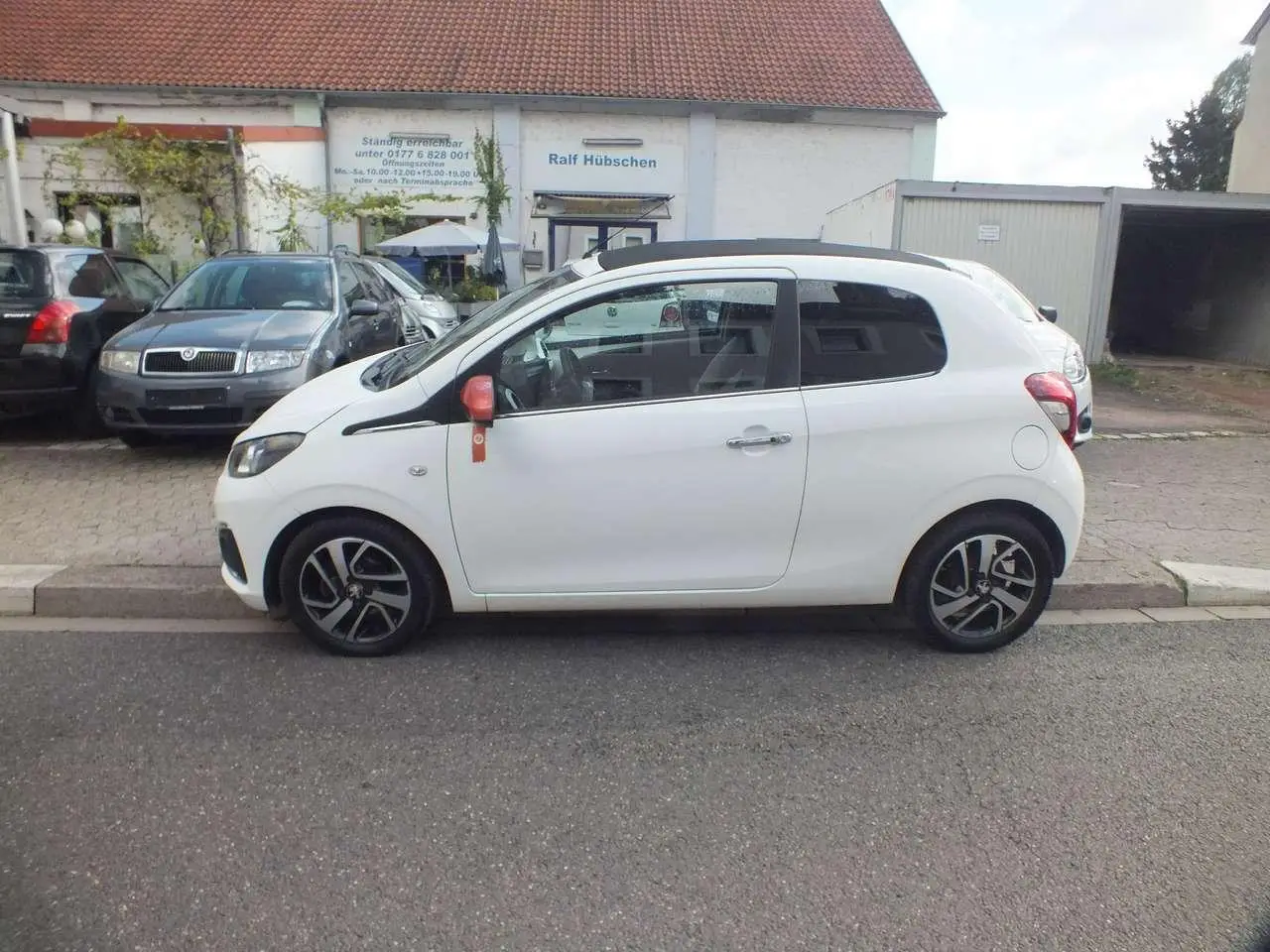 Photo 1 : Peugeot 108 2016 Essence