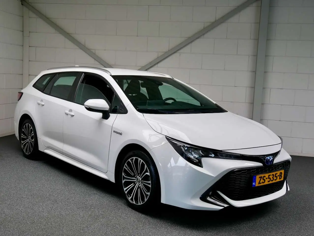 Photo 1 : Toyota Corolla 2019 Hybride